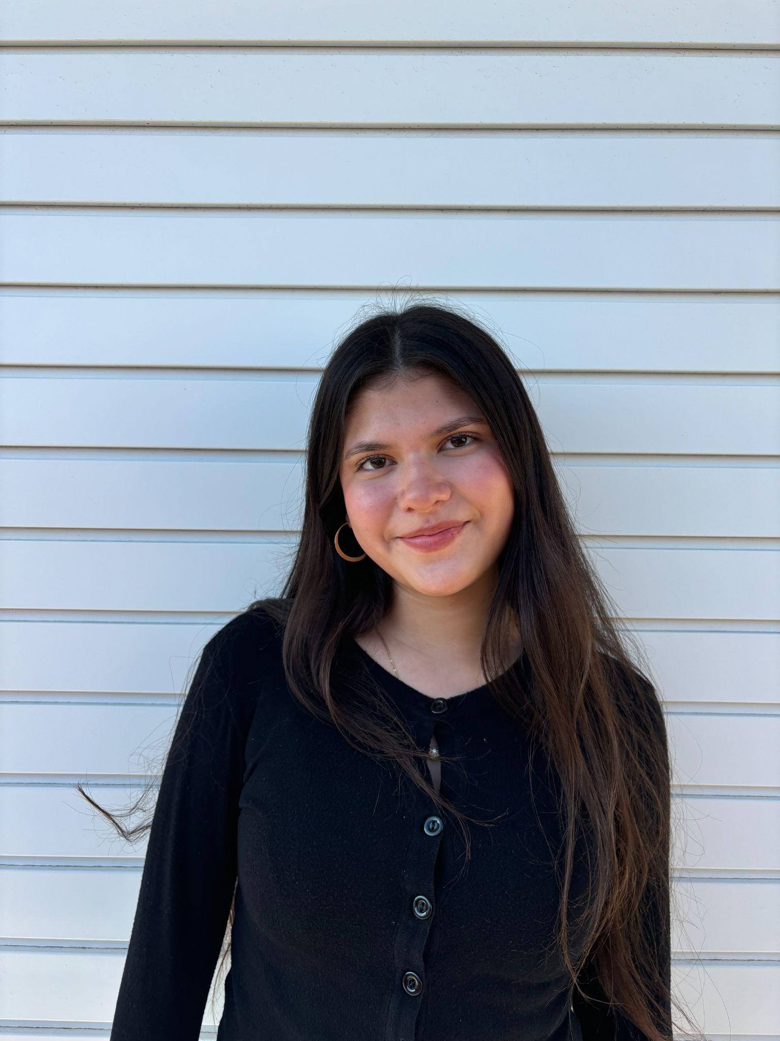 Portrait of Mirna Torres, member of Coro California’s 2026 Youth Fellows cohort.