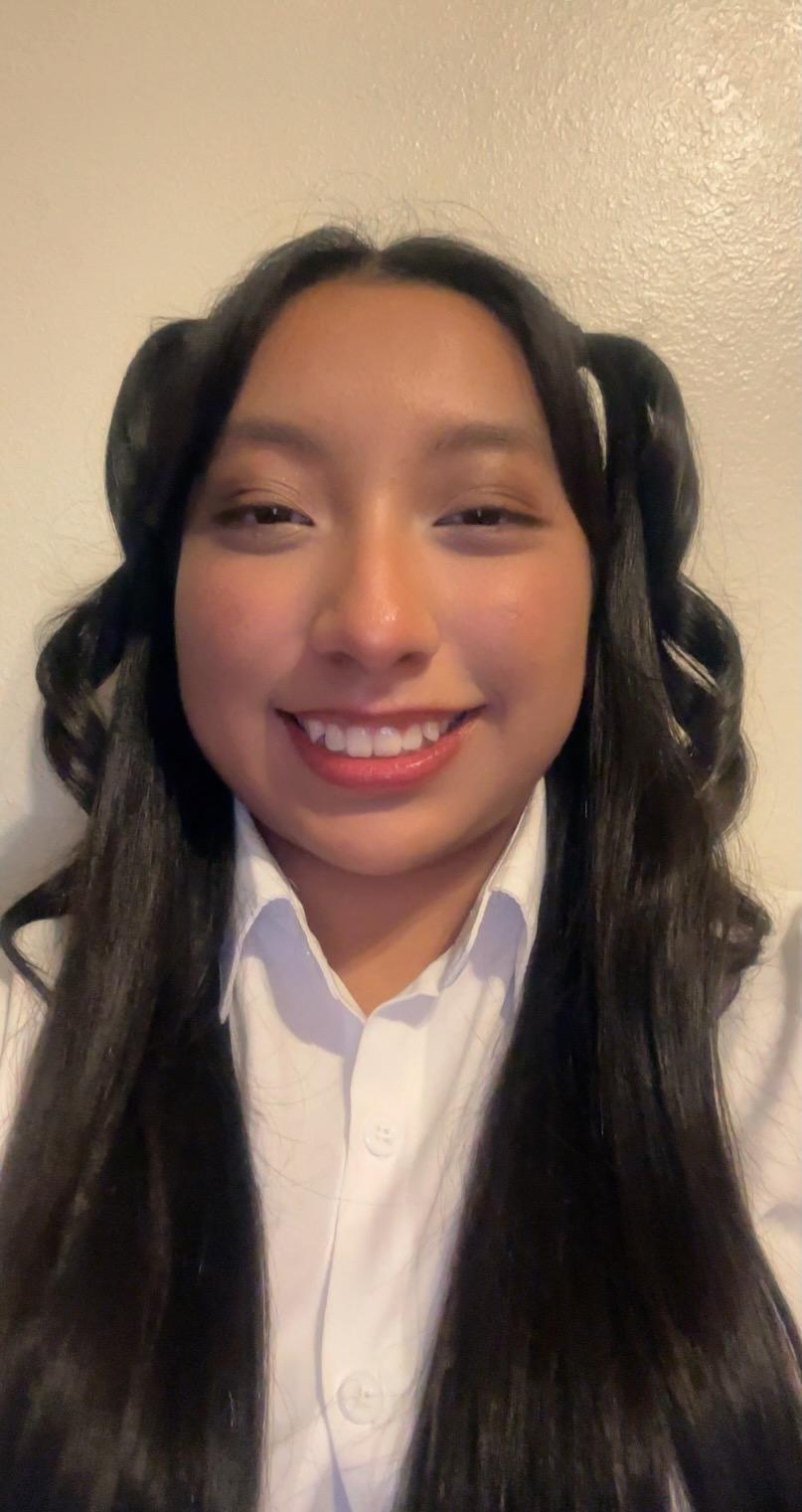 Portrait of Yamile Maxil-Gomez, member of Coro California’s 2026 Youth Fellows cohort.