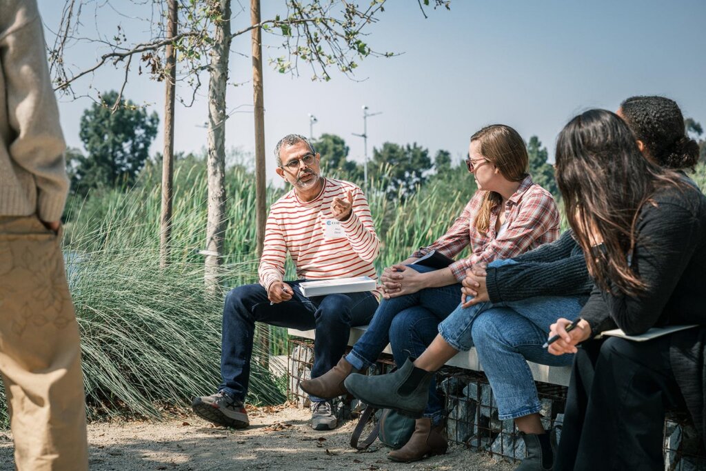 Participants from Coro’s Climate Resilience Leadership Network in discussion. This leadership development program strengthens leaders working to build healthier, more climate-resilient communities in Los Angeles.