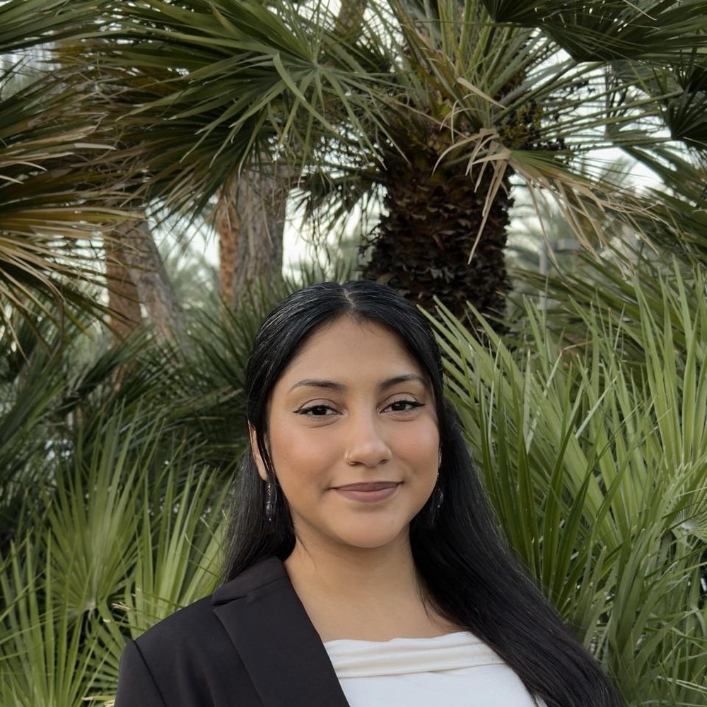 Portrait of Esmeralda Michel, member of Coro California’s 79th class of Bay Area Fellows in Public Affairs.
