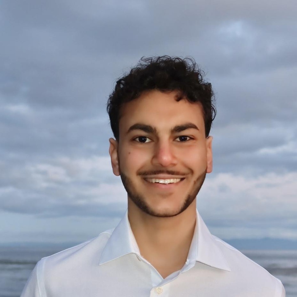 Portrait of Kareem Abdalla, member of Coro California’s 79th class of Bay Area Fellows in Public Affairs.