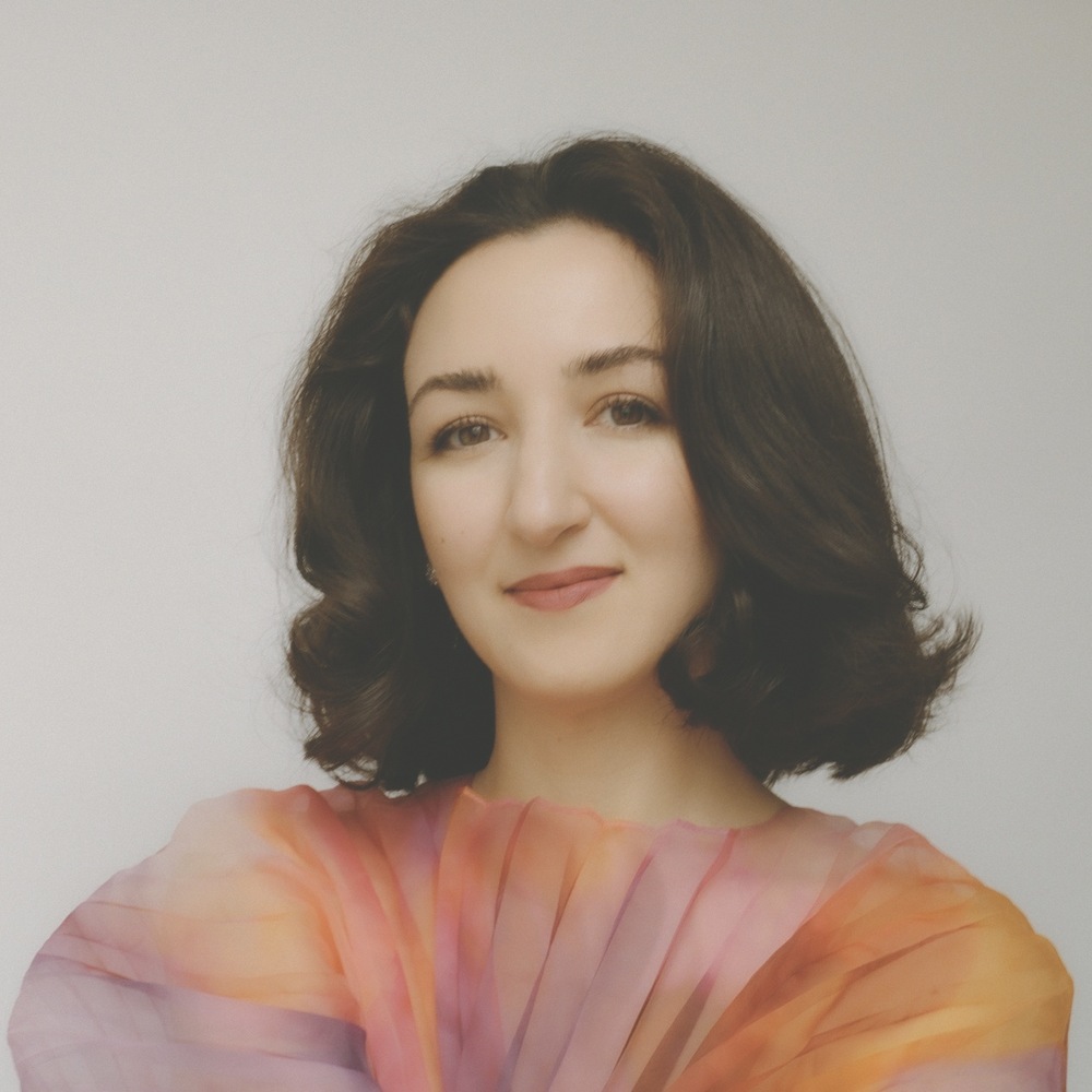 Portrait of Lina Kaisey, participant in Coro California’s Fall 2026 Lead Los Angeles cohort.