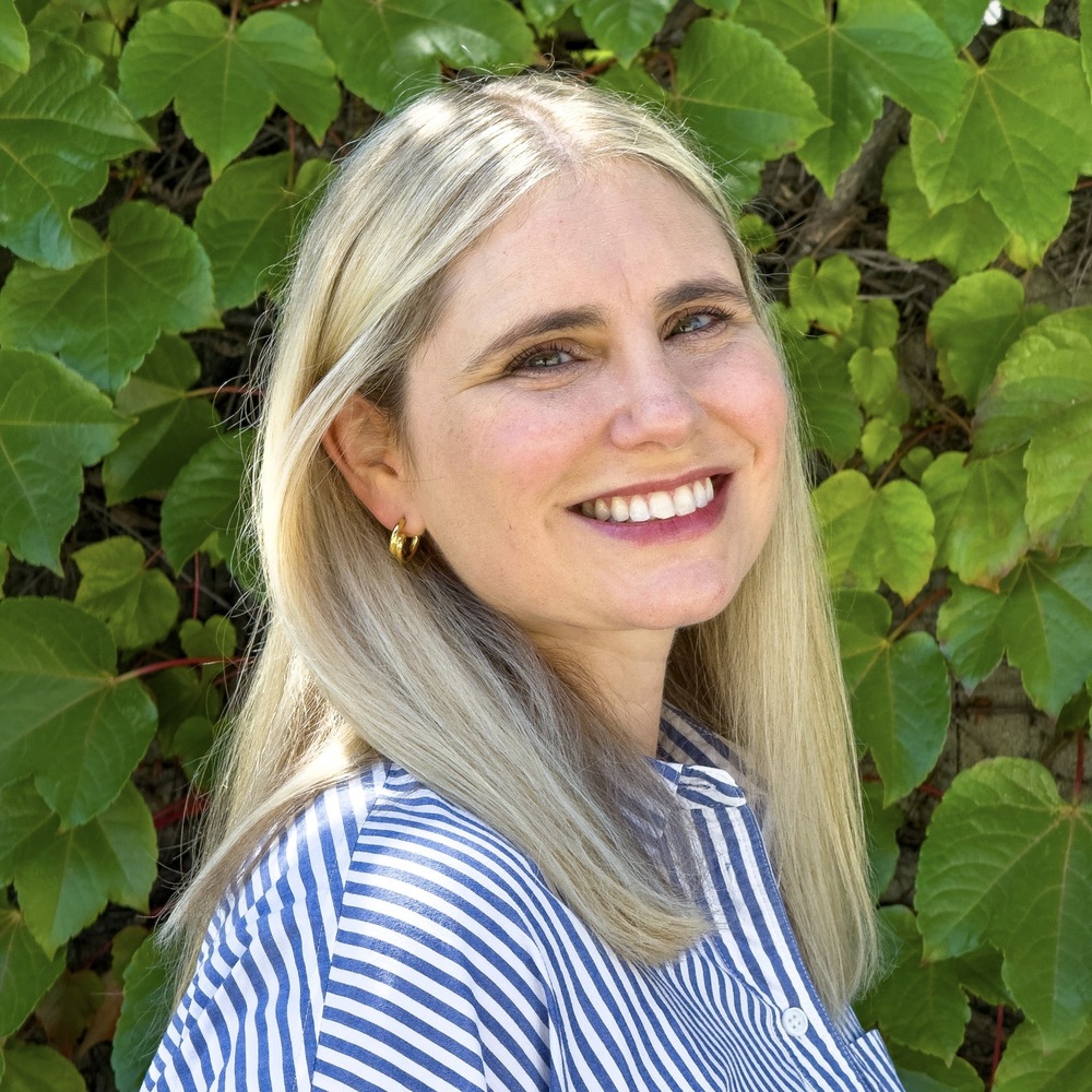 Portrait of Molly Jones Lopez, participant in Coro California’s Fall 2026 Lead Los Angeles cohort.