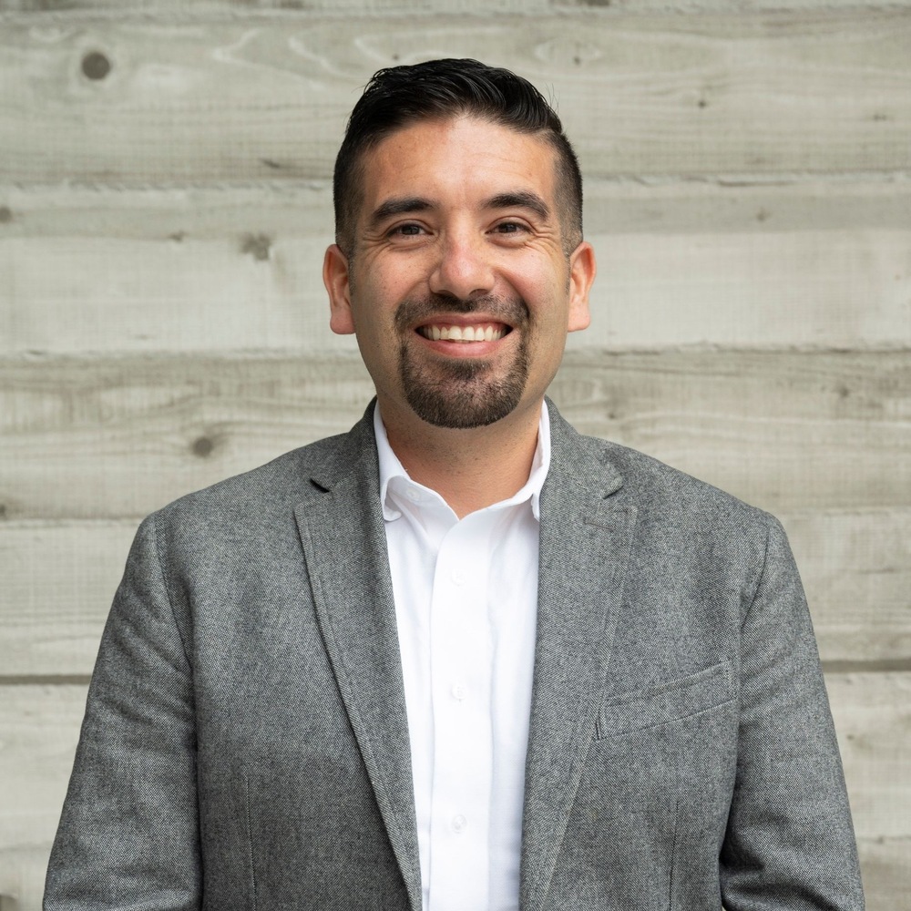 Portrait of Salvador Gutierrez, participant in Coro California’s Fall 2026 Lead Los Angeles cohort.