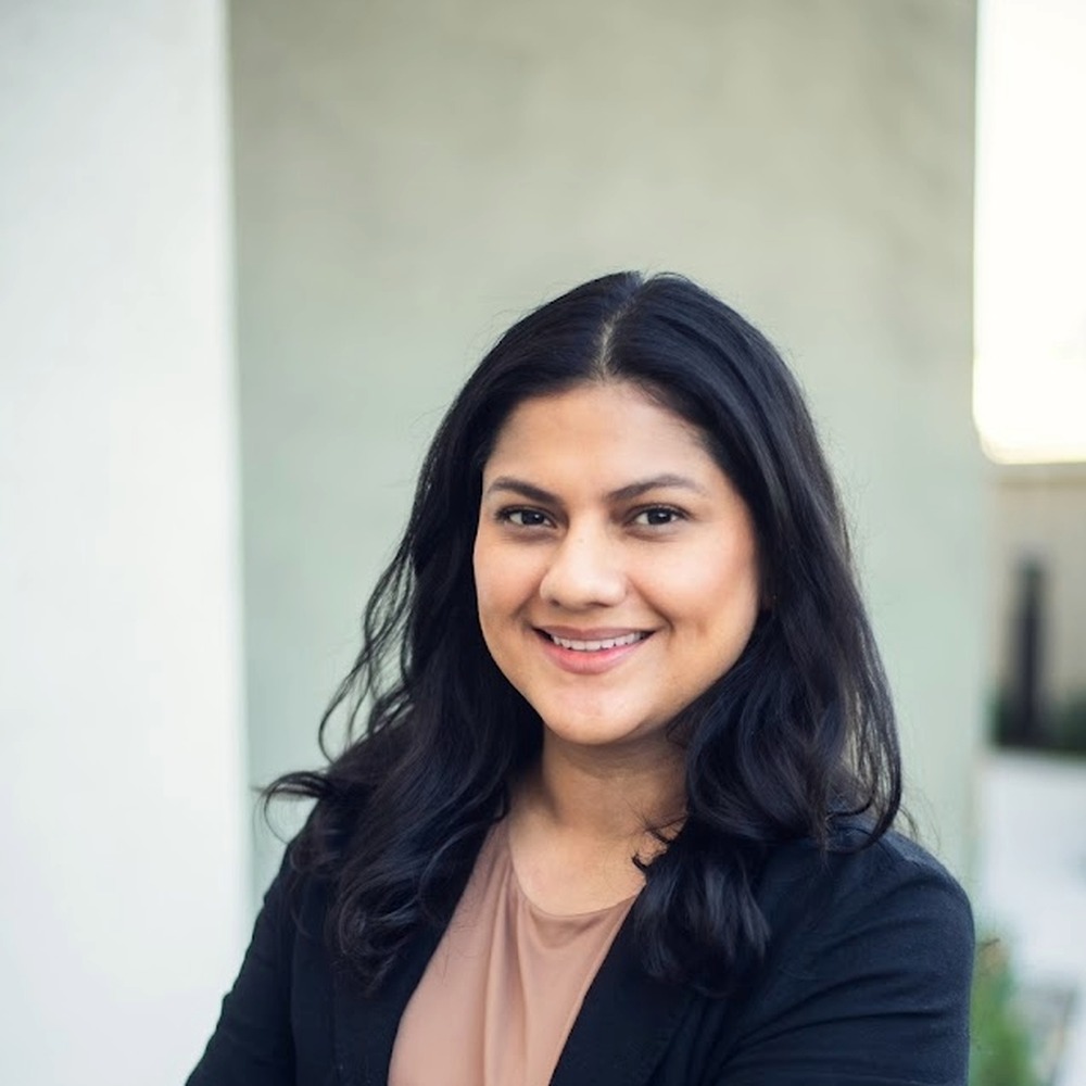 Portrait of Yesenia Rodrigues, participant in Coro California’s Fall 2026 Women in Leadership Los Angeles cohort.